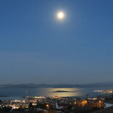 Bay Views from Berkeley hills, February 2016. Early morning moonlight